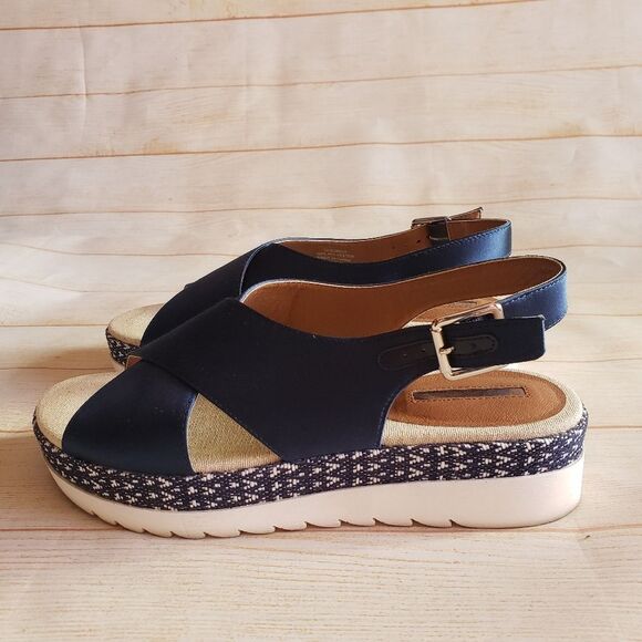 BCBGENERATION Xavier Satin Platform Cross Slingback Sandals Navy Size 8/38 - Picture 7 of 16